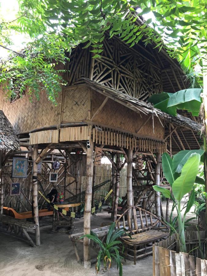 Bamboo Nest Beachfront Puerto Princesa Exterior foto